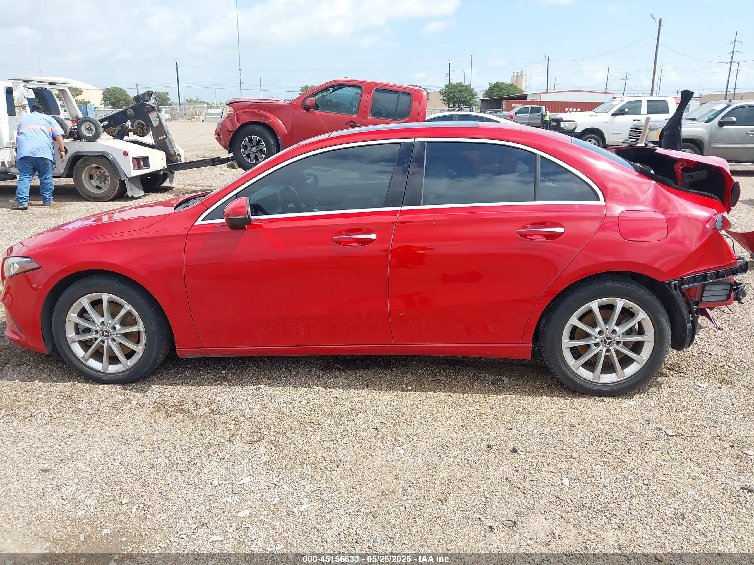 2019 MERCEDES-BENZ A 220 A220