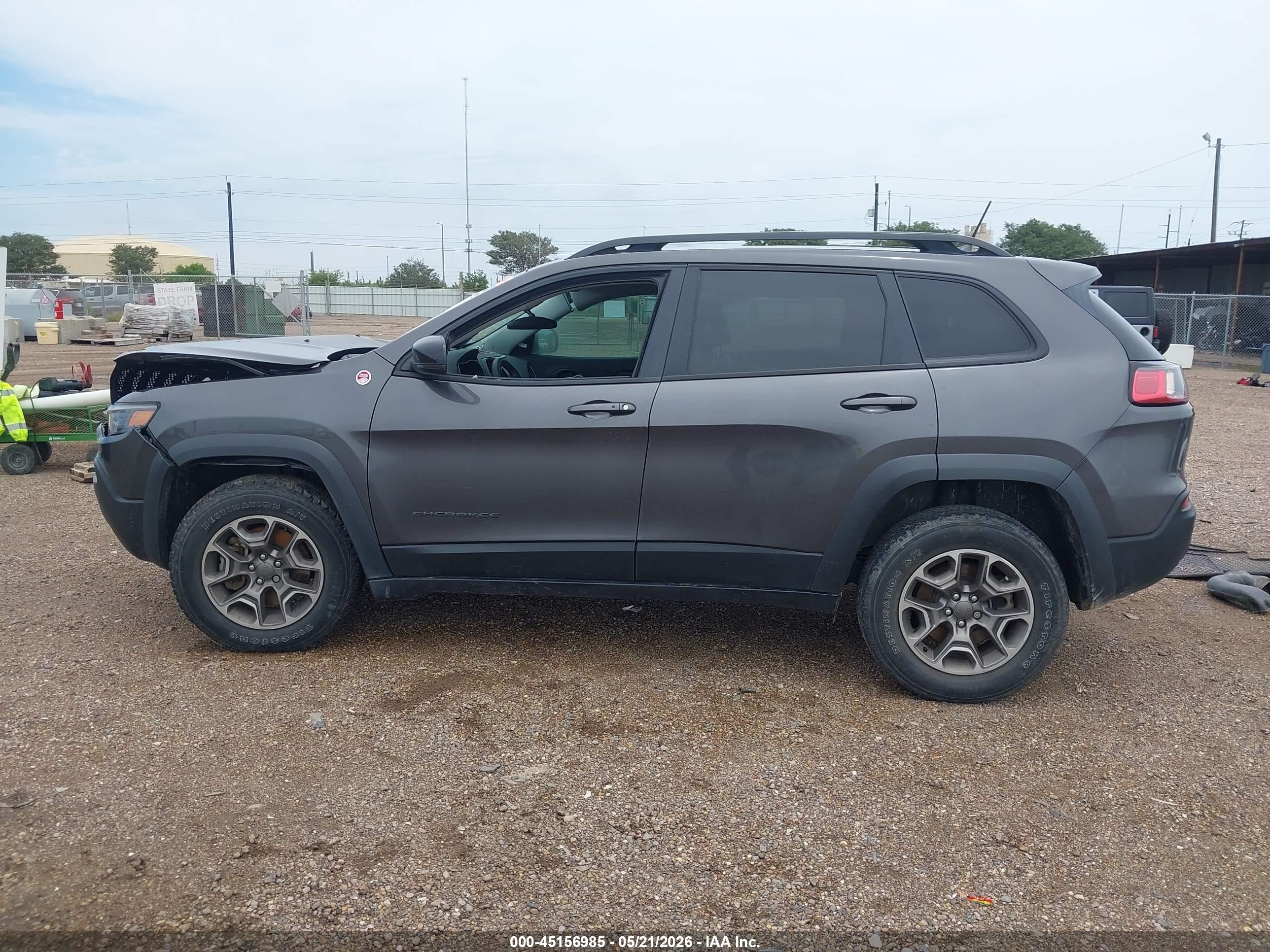 2022 JEEP CHEROKEE TRAILHAWK 4X4