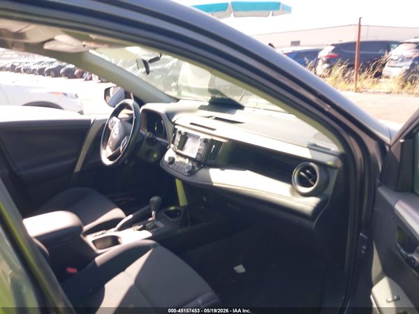 2016 TOYOTA RAV4 XLE