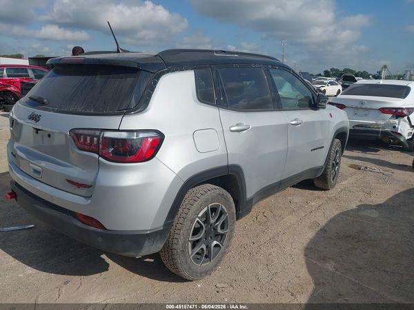 2024 JEEP COMPASS TRAILHAWK 4X4