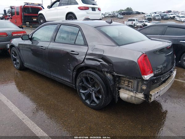 2020 CHRYSLER 300 TOURING — I3