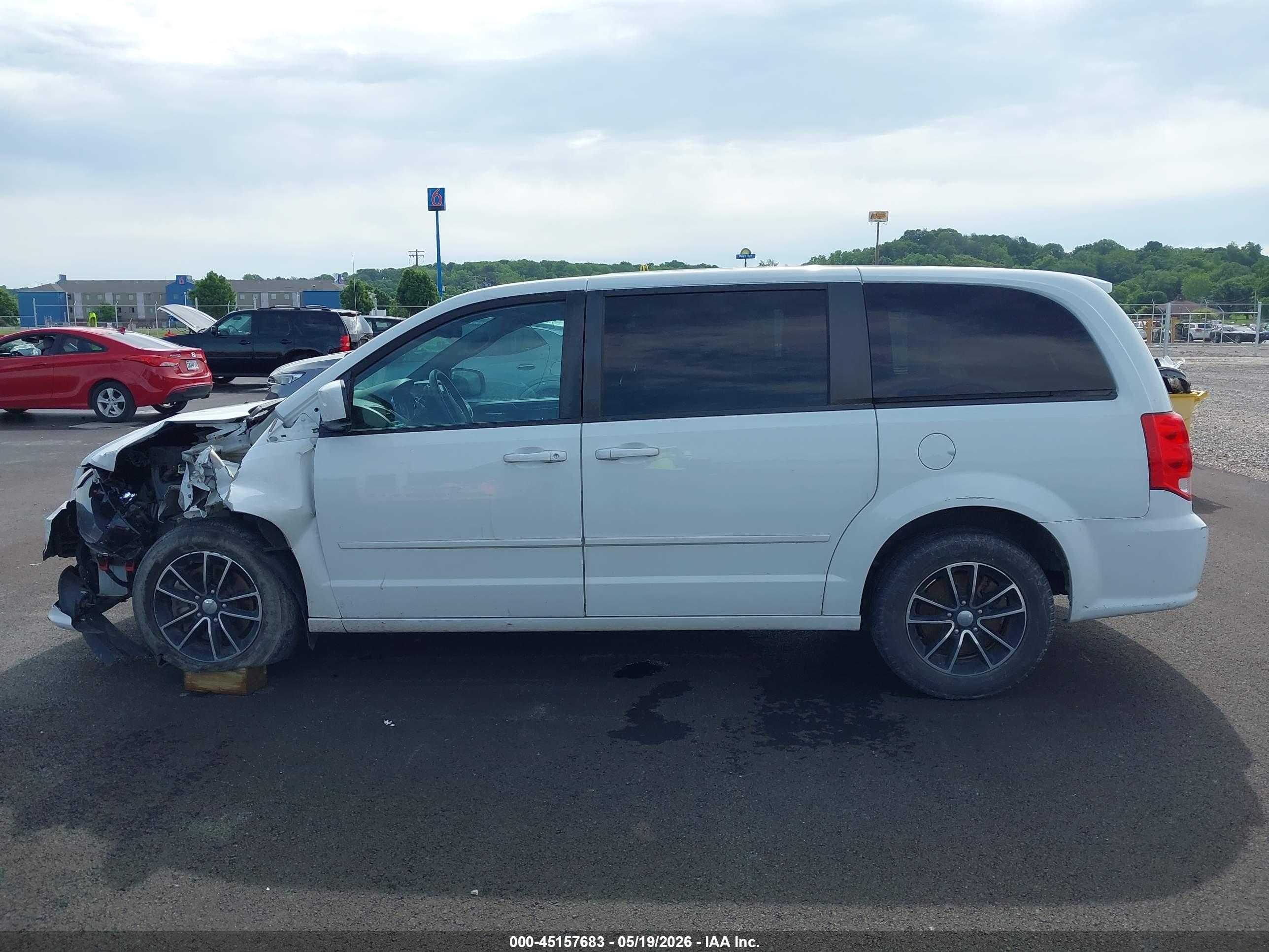 2016 DODGE GRAND CARAVAN SXT