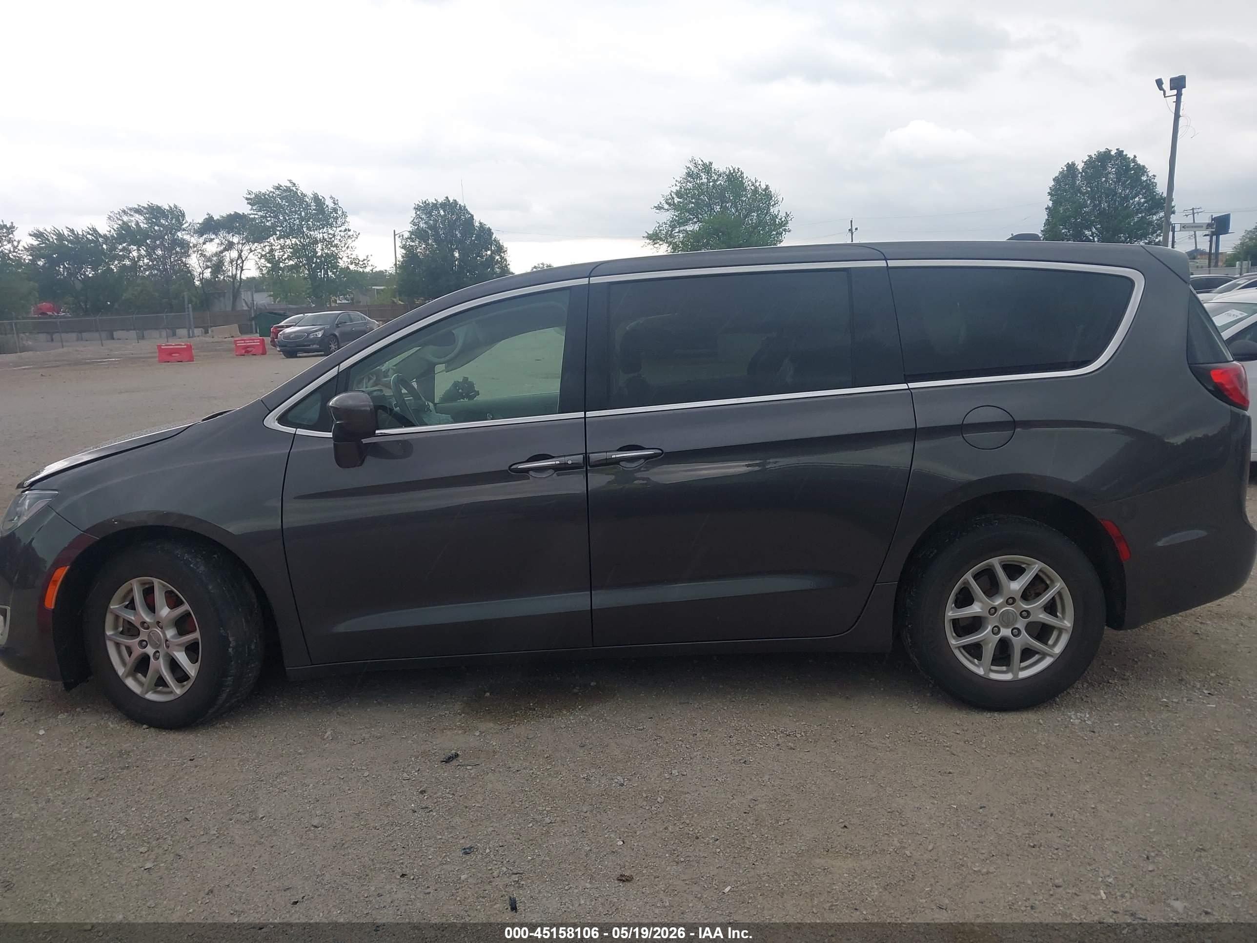 2020 CHRYSLER PACIFICA TOURING