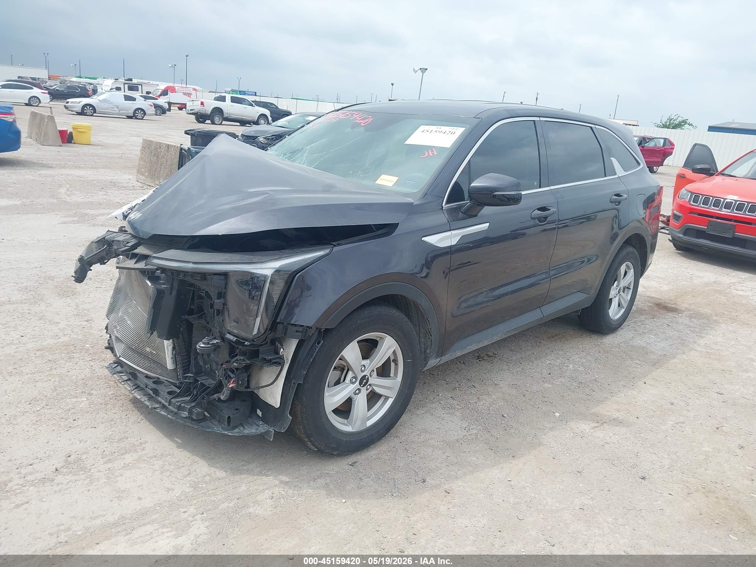 2025 KIA SORENTO LX