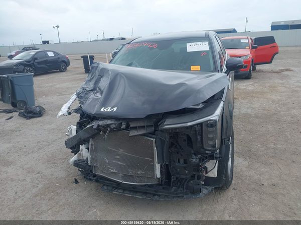 2025 KIA SORENTO LX