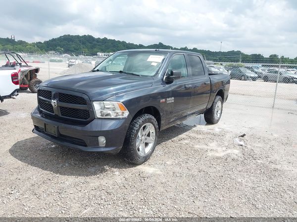 2018 RAM 1500 EXPRESS  4X4 5'7 BOX