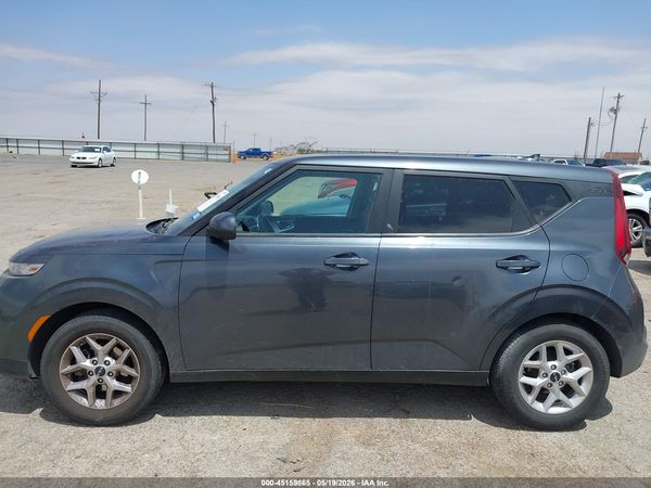 2022 KIA SOUL LX