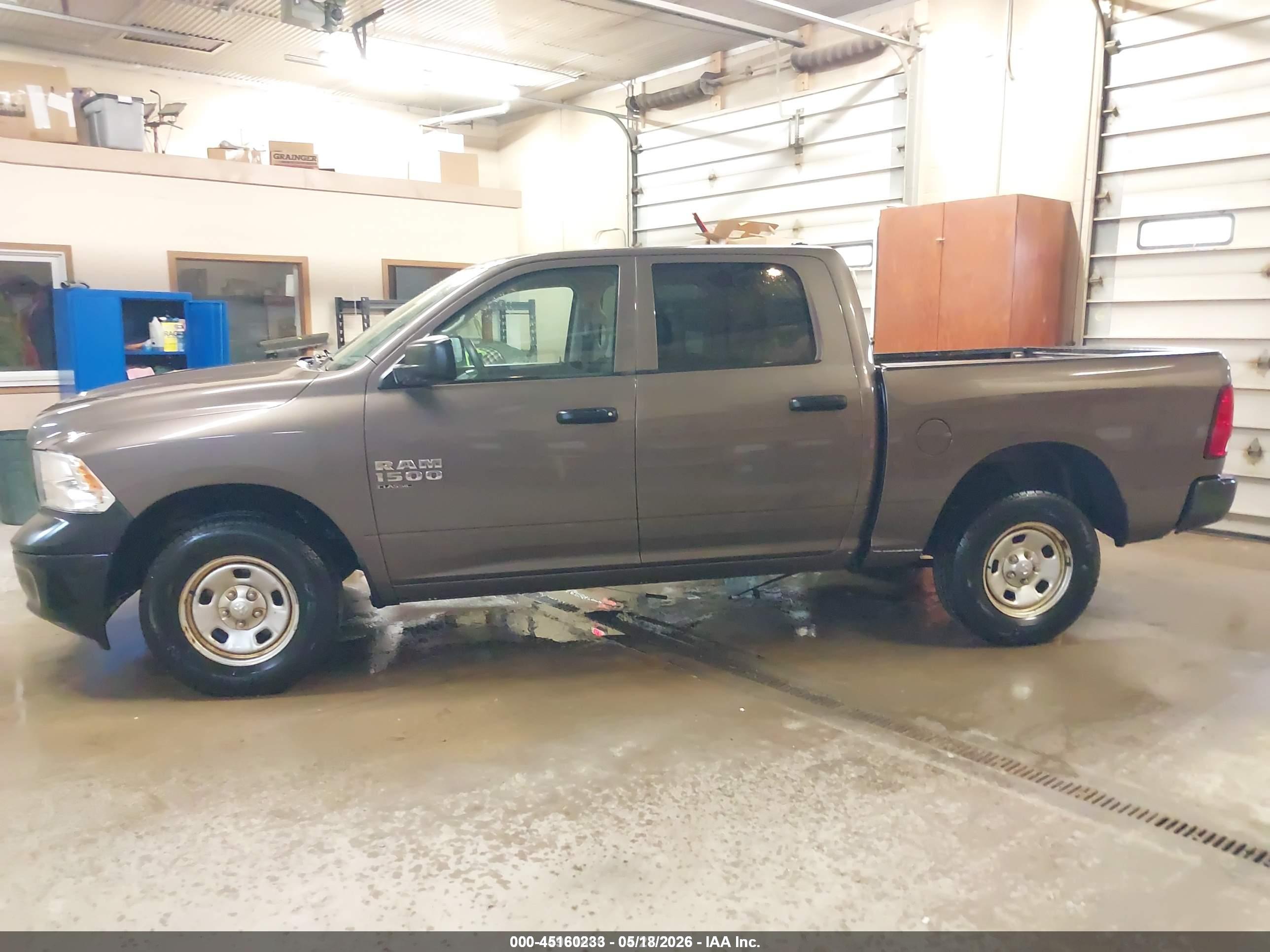 2019 RAM 1500 CLASSIC TRADESMAN  4X4 5'7 BOX