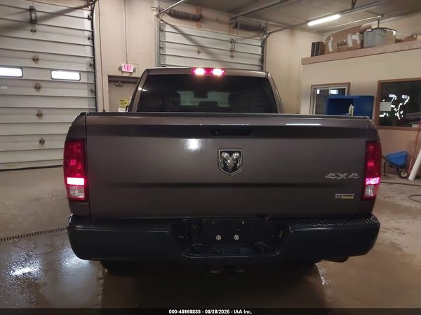 2019 RAM 1500 CLASSIC TRADESMAN  4X4 5'7 BOX