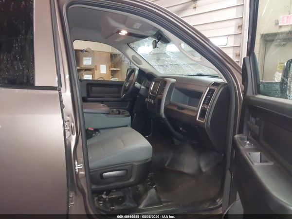 2019 RAM 1500 CLASSIC TRADESMAN  4X4 5'7 BOX