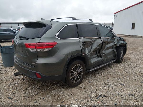2019 TOYOTA HIGHLANDER XLE