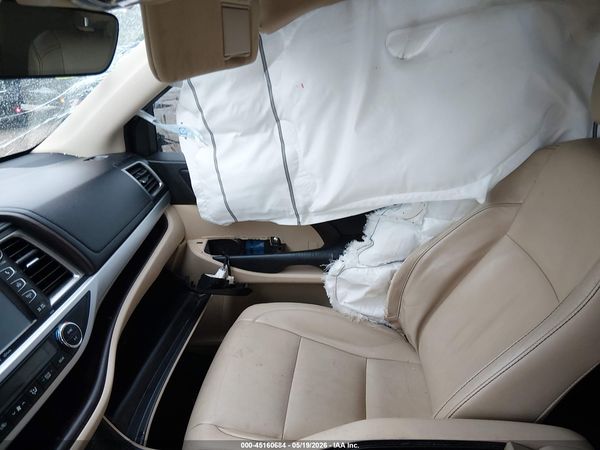 2019 TOYOTA HIGHLANDER XLE