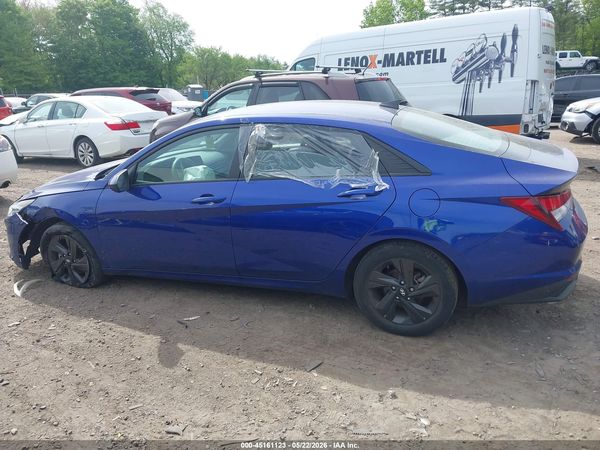 2022 HYUNDAI ELANTRA SEL