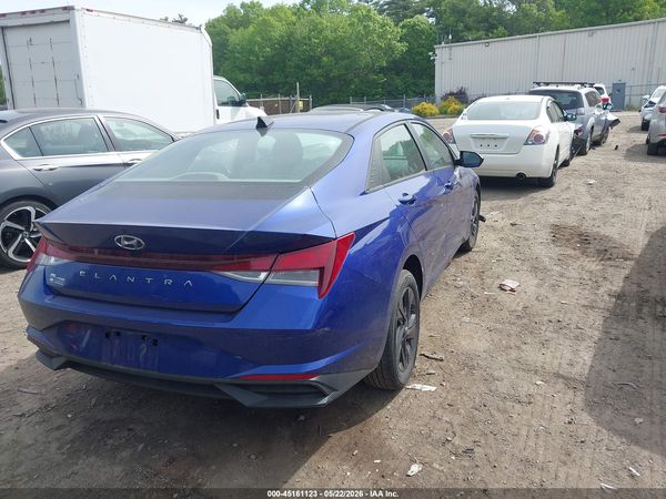 2022 HYUNDAI ELANTRA SEL