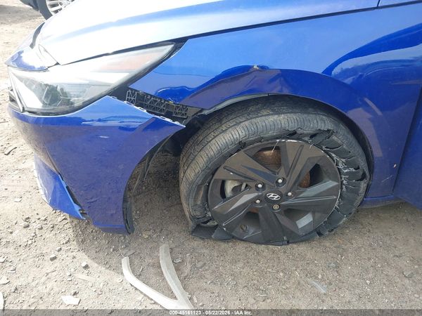 2022 HYUNDAI ELANTRA SEL