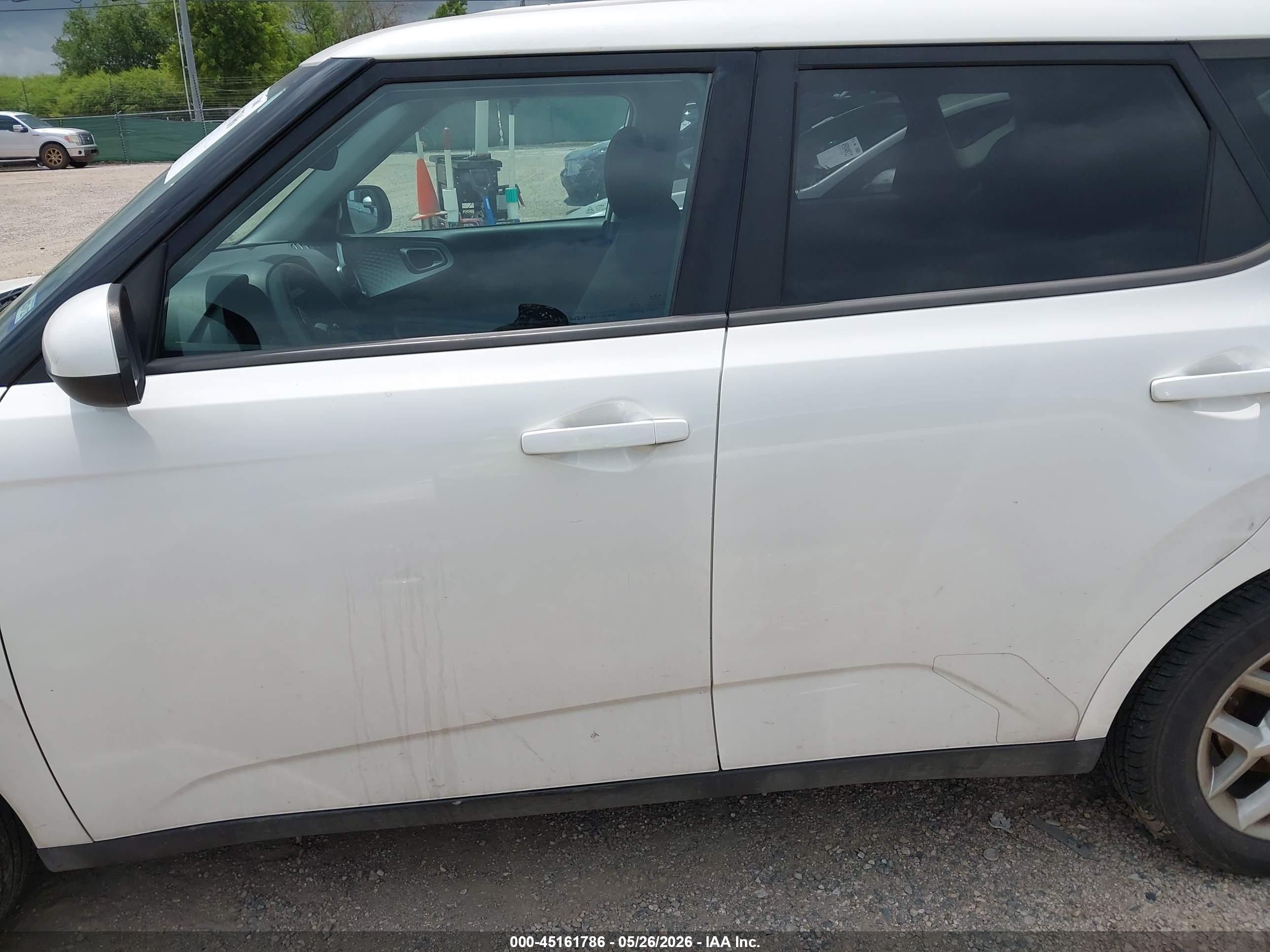 2022 KIA SOUL LX