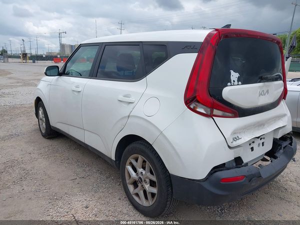 2022 KIA SOUL LX