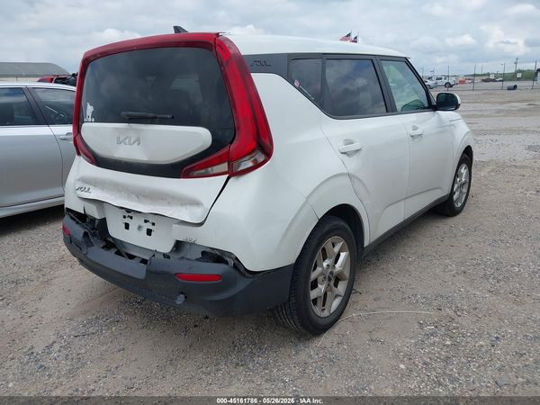 2022 KIA SOUL LX