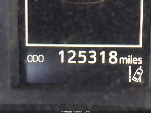 2017 TOYOTA HIGHLANDER LE PLUS