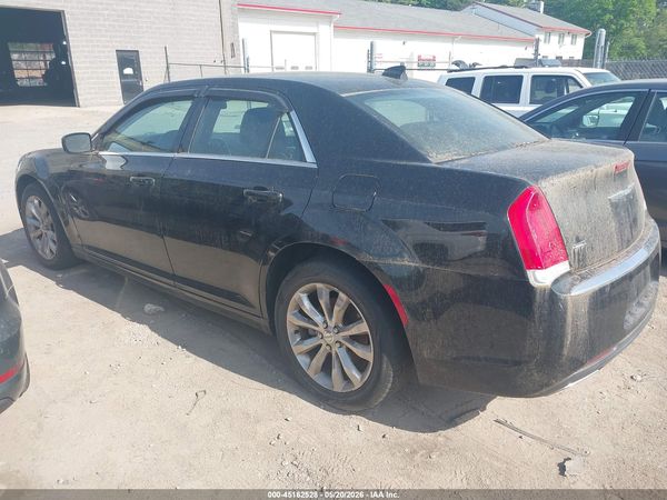 2015 CHRYSLER 300 LIMITED
