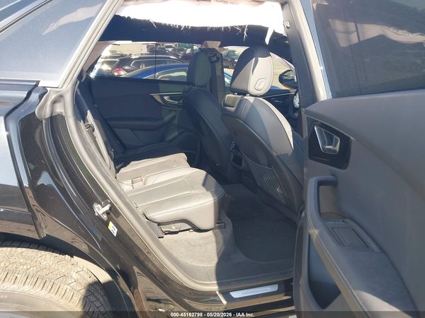 2025 AUDI Q8