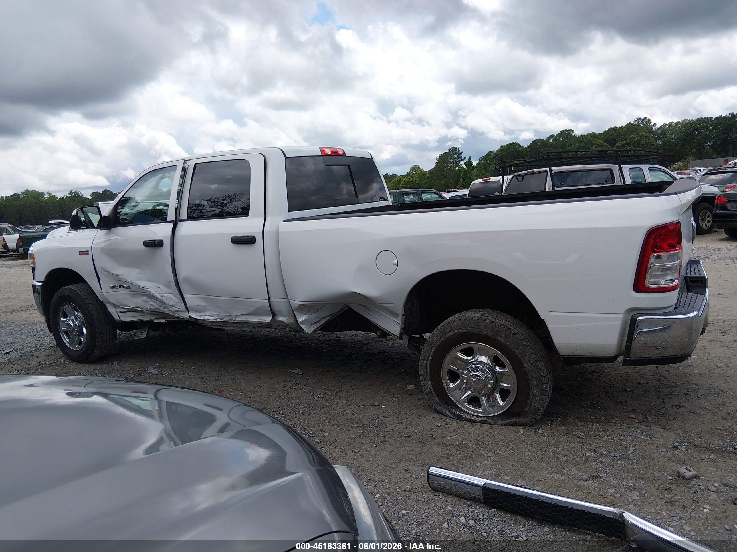 2020 RAM 3500 TRADESMAN  4X4 8' BOX