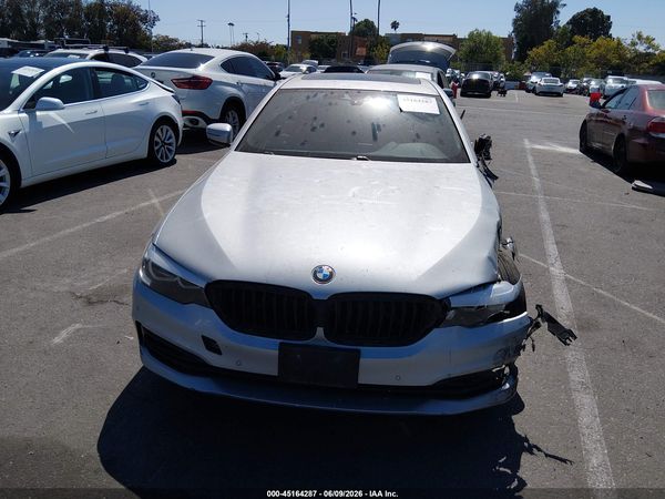 2019 BMW 530I