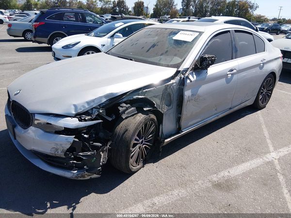 2019 BMW 530I