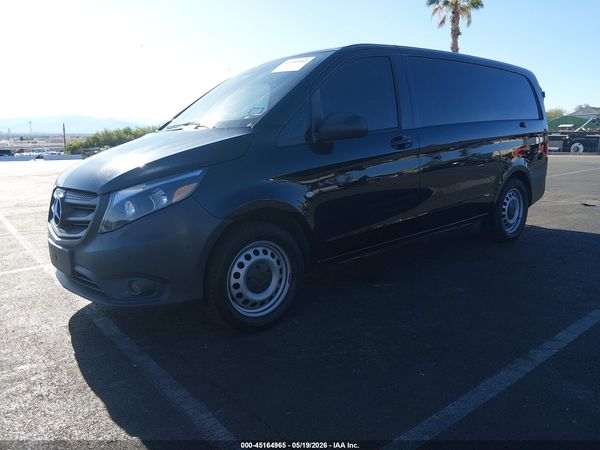 2018 MERCEDES-BENZ METRIS