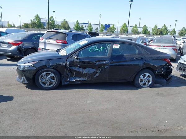 2023 HYUNDAI ELANTRA SE