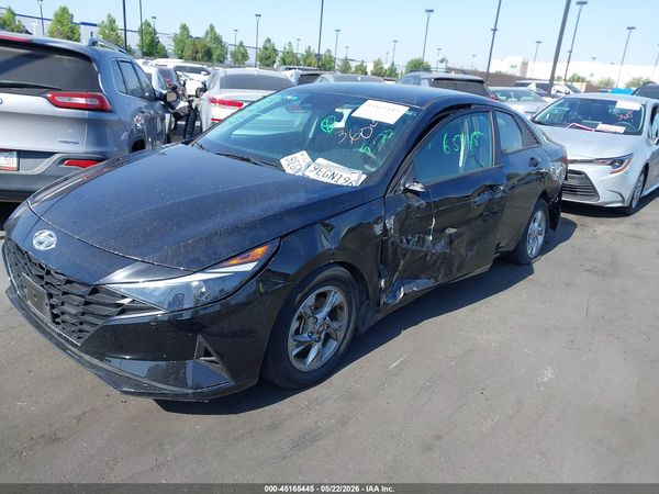 2023 HYUNDAI ELANTRA SE