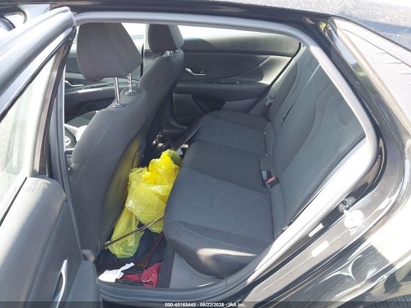 2023 HYUNDAI ELANTRA SE