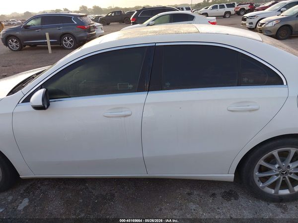2019 MERCEDES-BENZ A 220
