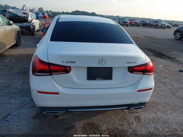 2019 MERCEDES-BENZ A 220 4MATIC