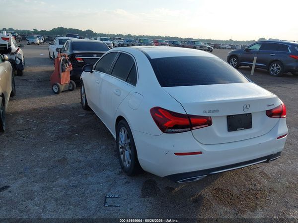 2019 MERCEDES-BENZ A 220 4MATIC