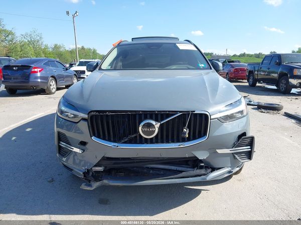 2022 VOLVO XC60 B5 MOMENTUM