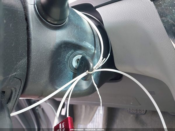 2017 TOYOTA SIENNA LE 8 PASSENGER
