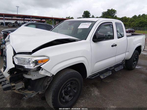 2018 TOYOTA TACOMA SR