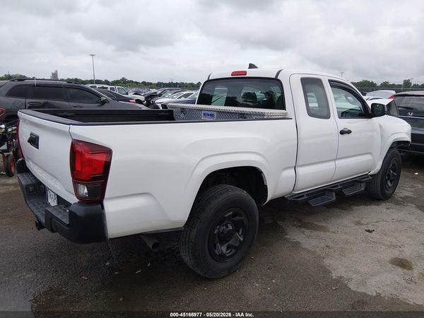 2018 TOYOTA TACOMA SR
