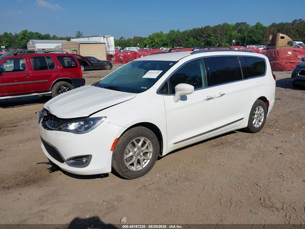 2020 CHRYSLER PACIFICA — I2