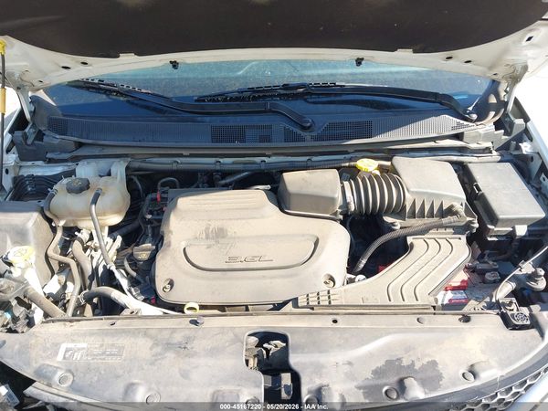 2020 CHRYSLER PACIFICA TOURING L — I10
