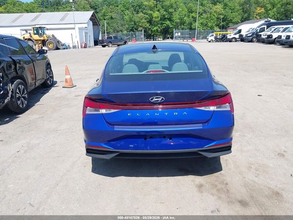 2023 HYUNDAI ELANTRA SE