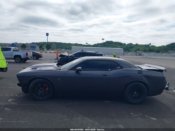 2016 DODGE CHALLENGER SRT HELLCAT
