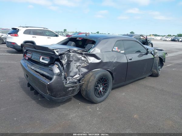 2016 DODGE CHALLENGER SRT HELLCAT