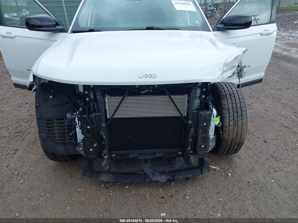 2022 JEEP GRAND CHEROKEE L LAREDO 4X4