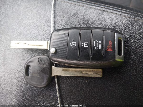2016 KIA SORENTO 2.4L LX
