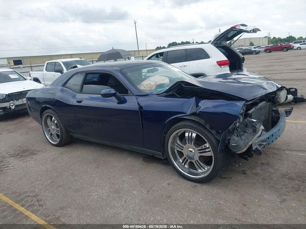 2014 DODGE CHALLENGER SXT