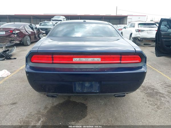 2014 DODGE CHALLENGER SXT