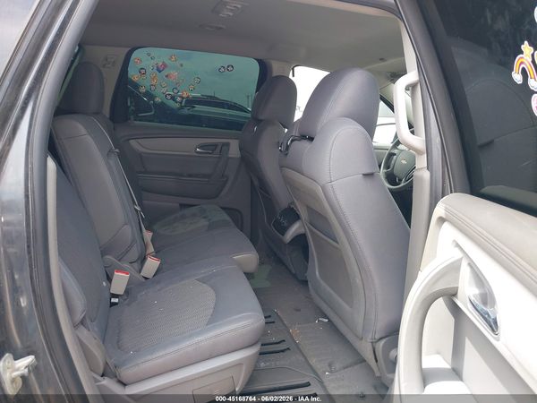 2014 CHEVROLET TRAVERSE LS — I8