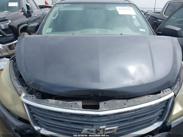 2014 CHEVROLET TRAVERSE LS — I10
